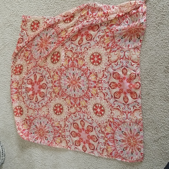 Floral scarf - Picture 5 of 7